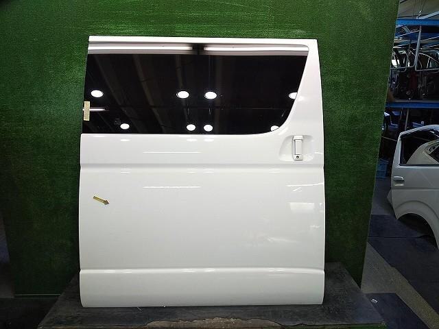 Rear Right Door Assembly TOYOTA Hiace 2008 ADF-KDH201 — photo 1
