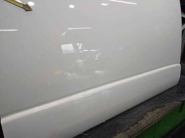 Rear Right Door Assembly TOYOTA Hiace 2008 ADF-KDH201 — photo 3