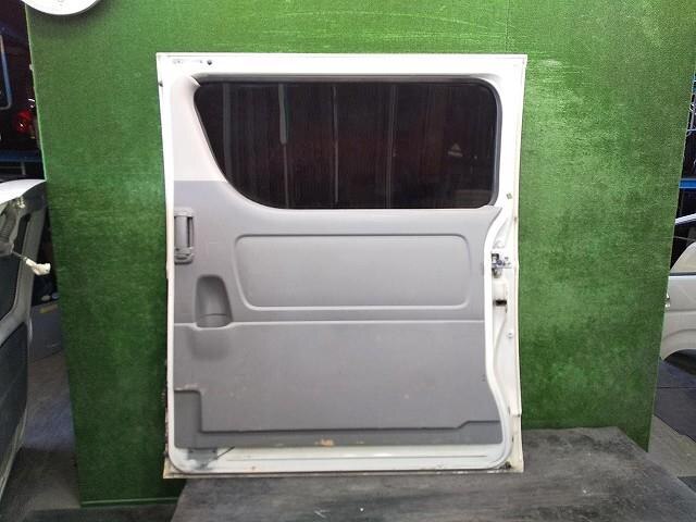 Rear Right Door Assembly TOYOTA Hiace 2008 ADF-KDH201 — photo 2
