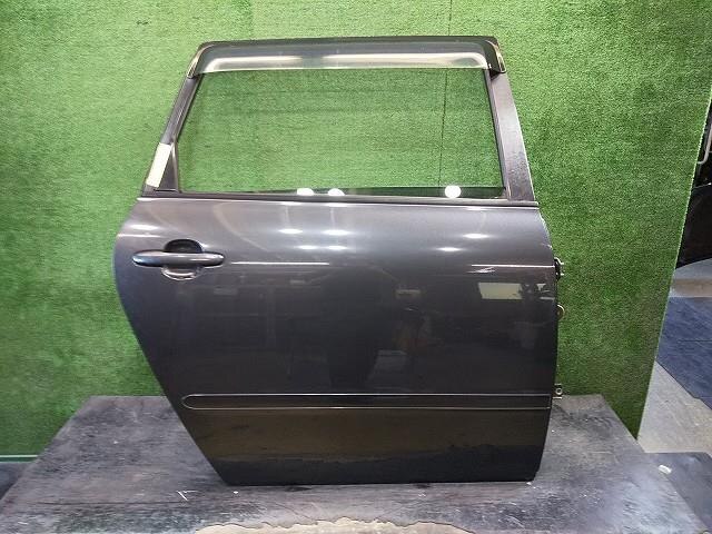 Rear Right Door Assembly TOYOTA Ipsum 2001 TA-ACM21 — photo 1