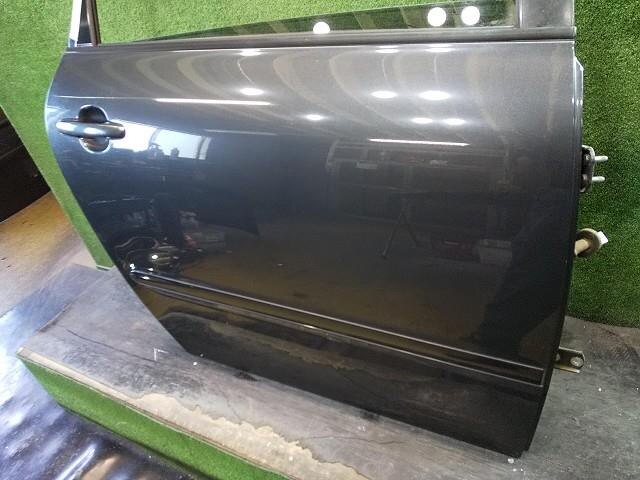 Rear Right Door Assembly TOYOTA Ipsum 2001 TA-ACM21 — photo 5