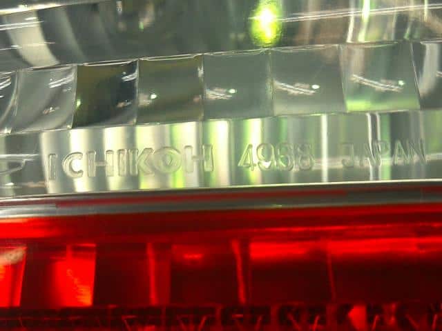 Left Tail Light DAIHATSU Mira 2006 LE-L250V — photo 3