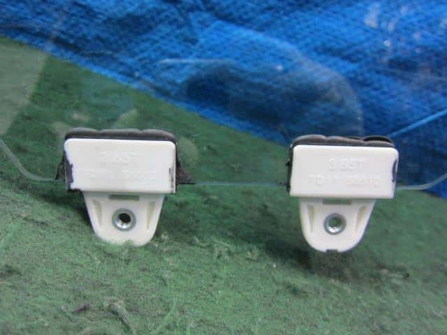 Front Right Door Windshield MAZDA Biante 2009 DBA-CCEFW C27358510 — photo 2