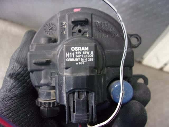 Right Fog Light TOYOTA bB 2006 DBA-QNC25 — photo 5