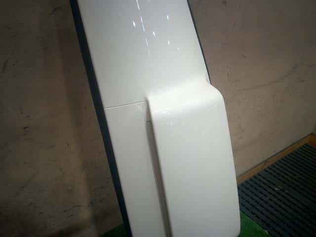 Right Front Side Body Panel ISUZU ISUZU LARGESIZE CAR KC-CXZ81K2 — photo 2