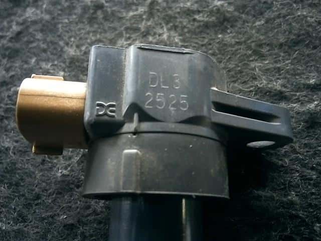 Ignition Coil NISSAN Moco 2012 DBA-MG33 — photo 3