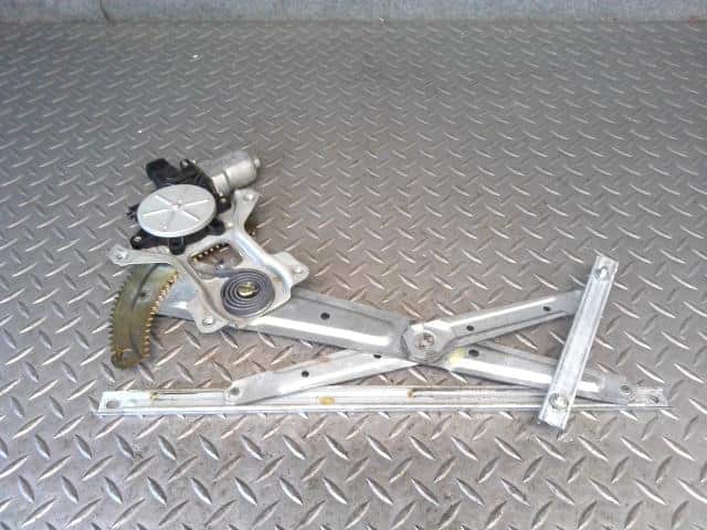Front Right Door Regulator MITSUBISHI eK Wagon 2005 DBA-H81W — photo 1
