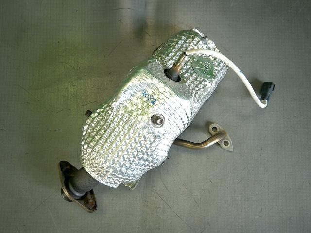 Exhaust Manifold TOYOTA Vitz 2015 DBA-KSP130 — photo 1