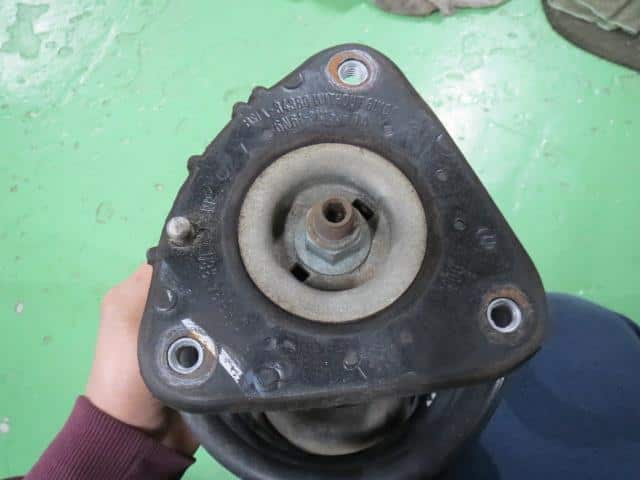 Front Right Strut MAZDA Premacy 2007 DBA-CREW CD8534700 — photo 4