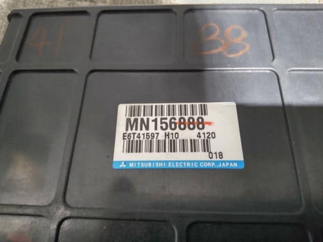 Engine Control Unit MITSUBISHI Airtrek 2004 UA-CU5W — photo 2
