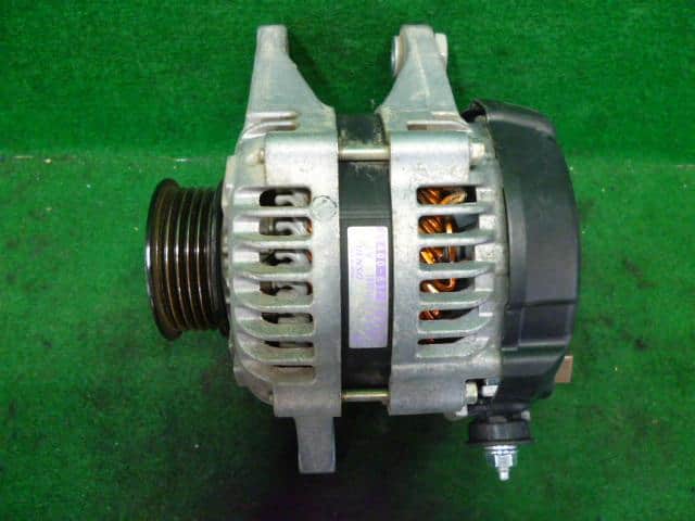 Alternator SUZUKI Swift 2018 DBA-ZC83S 3140081P00 — photo 1