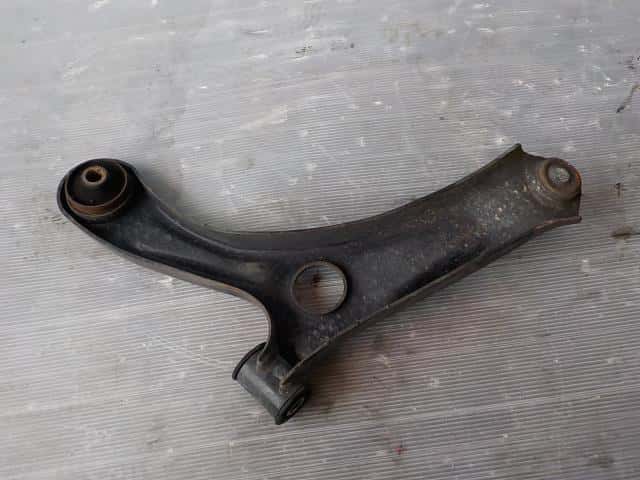 Front Right Lower Control Arm SUZUKI Wagon R 2013 DBA-MH34S — photo 4