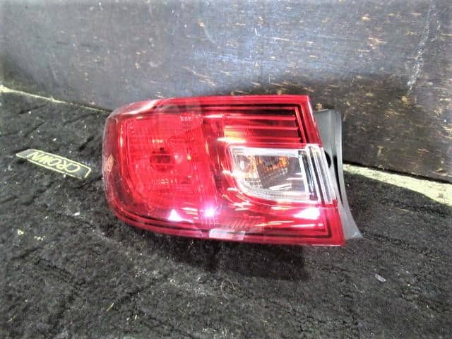 Left Tail Light Renault Lutecia 2013 ABA-RH5F — photo 1