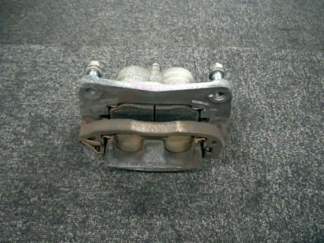 Front Left Caliper SUBARU Forester 2013 DBA-SJ5 26292SC010 — photo 1