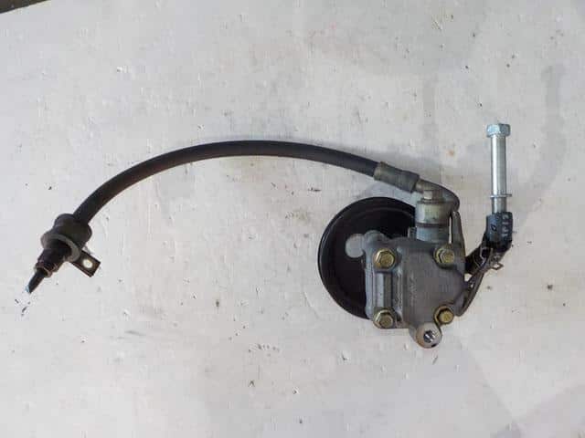 Power Steering Pump MITSUBISHI Pajero Mini 1998 E-H51A — photo 4