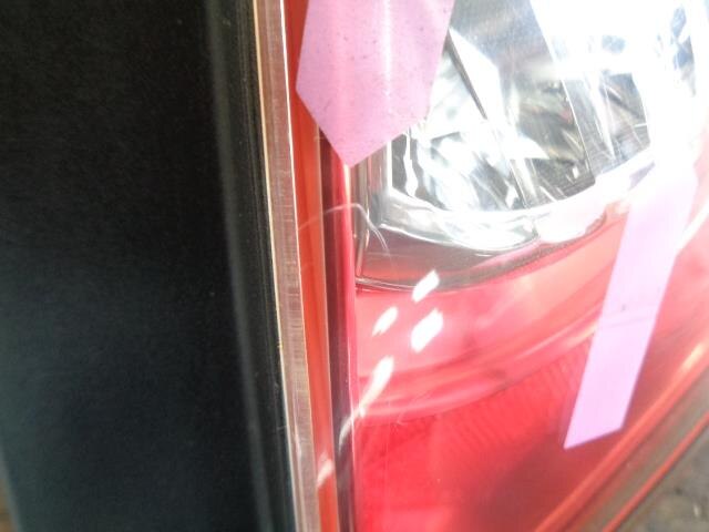 Right Tail Light TOYOTA Mark X 2007 DBA-GRX120 — photo 2