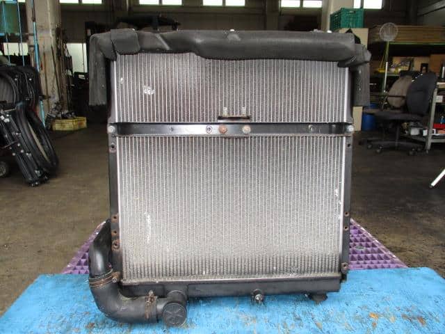 Radiator Mitsubishi Fuso PDG-FE82D ME418347 — photo 1