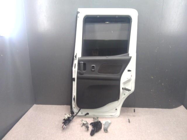 Rear Right Door Assembly NISSAN Dayz roox 2014 DBA-B21A — photo 4