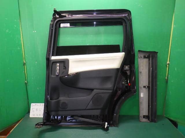 Rear Right Door Assembly NISSAN Elgrand 2012 DBA-PE52 — photo 2