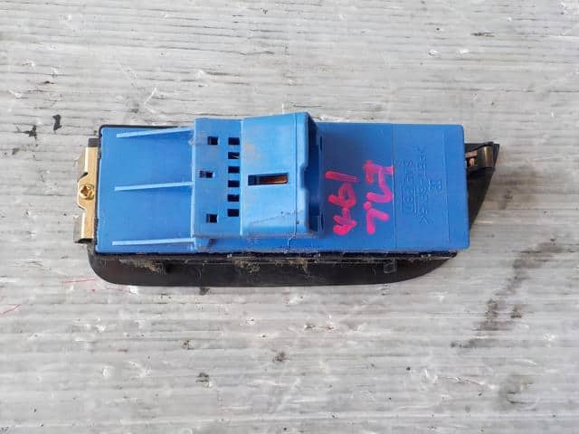 Power Window Switch SUBARU Pleo 2002 TA-RA1 — photo 2