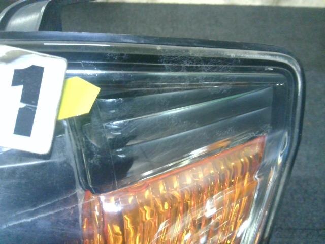 Left Headlight TOYOTA Noah 2003 TA-AZR65 — photo 3