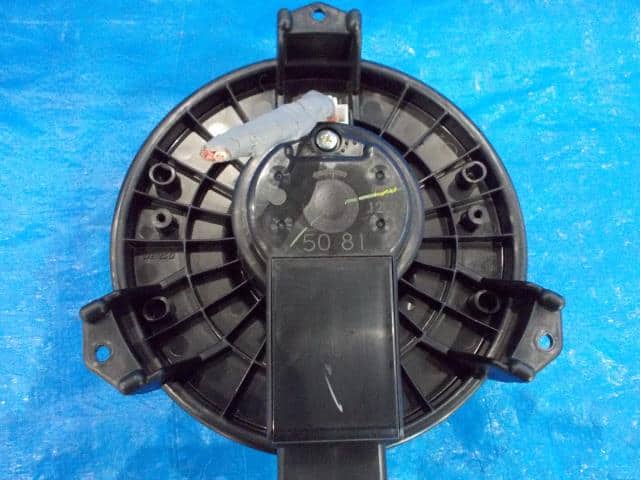 Blower Motor HONDA Stream 2010 DBA-RN6 — photo 2