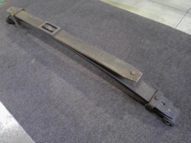 Rear Right Leaf Spring Assembly TOYOTA Townace 2003 GK-KM70 — photo 1