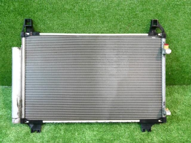 Condenser TOYOTA Ractis 2006 CBA-NCP105 — photo 3