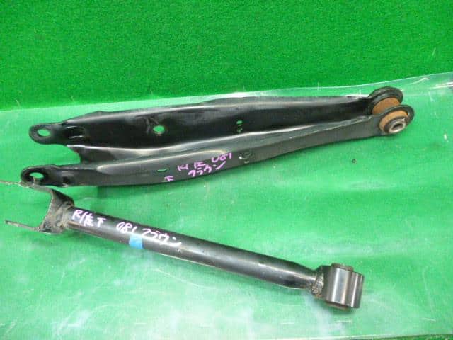 Rear Left Lower Control Arm TOYOTA Crown 2012 DBA-GRS200 4874030130 — photo 1