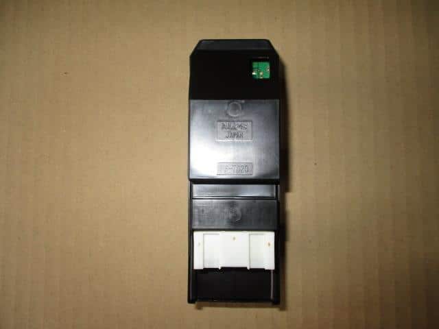 Power Window Switch SUZUKI Alto 2008 DBA-HA24S 3799072J20 — photo 3
