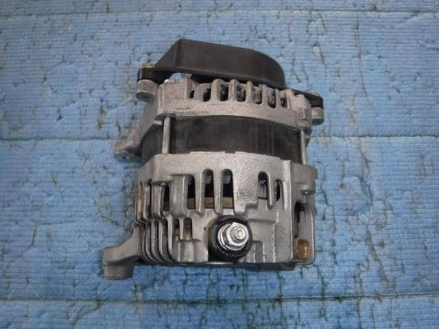 Alternator TOYOTA 86 2012 DBA-ZN6 SU00305860 — photo 2