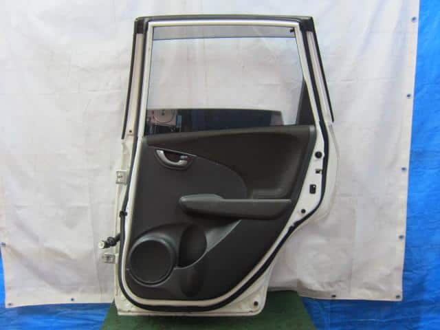 Rear Right Door Assembly HONDA Fit Shuttle 2013 DAA-GP2 — photo 5