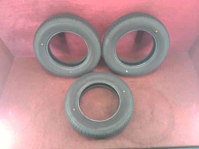 Tire DAIHATSU Move 2005 CBA-L160S — photo 1
