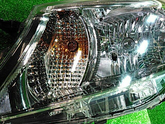 Left Headlight TOYOTA Vitz 2012 DBA-NSP135 — photo 4
