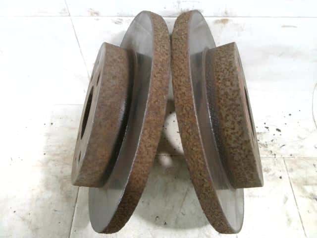 Front Disk Rotor DAIHATSU Hijet 2008 EBD-S331W — photo 3