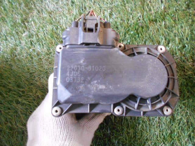 Throttle Body TOYOTA Crown 2004 DBA-GRS181 2203031020 — photo 2