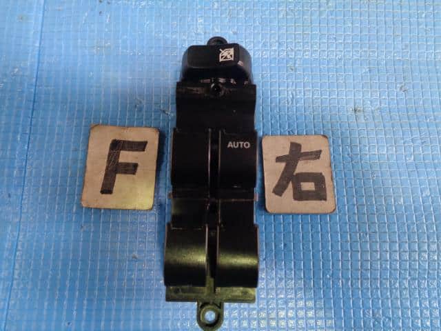 Power Window Switch SUZUKI Alto 2012 DBA-HA25S 3799082K30 — photo 1