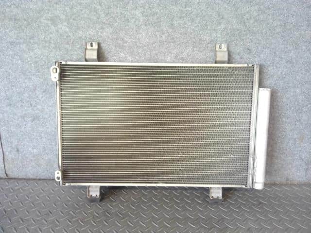 Condenser SUZUKI Swift 2006 DBA-ZC11S 9531063J00 — photo 1