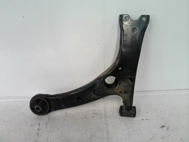 Front Left Lower Control Arm TOYOTA Premio 2015 DBA-ZRT265 — photo 1