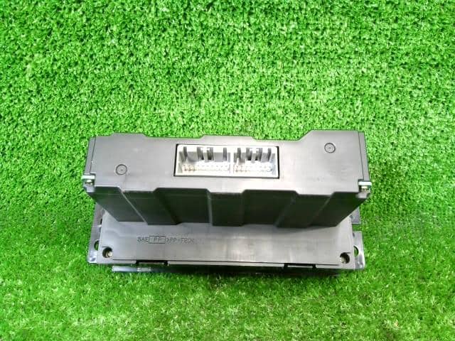 A/C Control Panel ISUZU ISUZU LARGESIZE CAR 2003 KL-CYJ51W4 1835430380 — photo 2