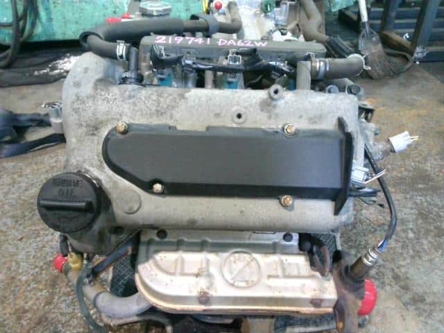 K6A Engine SUZUKI Every 2001 TA-DA62W 1110085G03 — photo 2