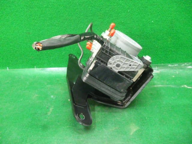 ABS Actuator NISSAN Nv100 clipper 2019 HBD-DR17 — photo 1