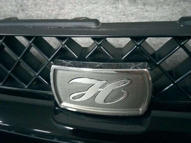 Radiator Grille TOYOTA Touring Hiace 1999 GF-RCH47 — photo 3