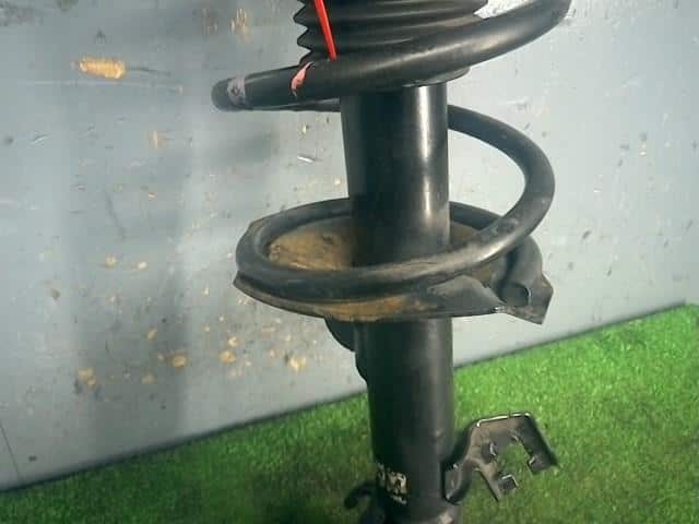Front Right Strut NISSAN March 2007 DBA-AK12 — photo 4