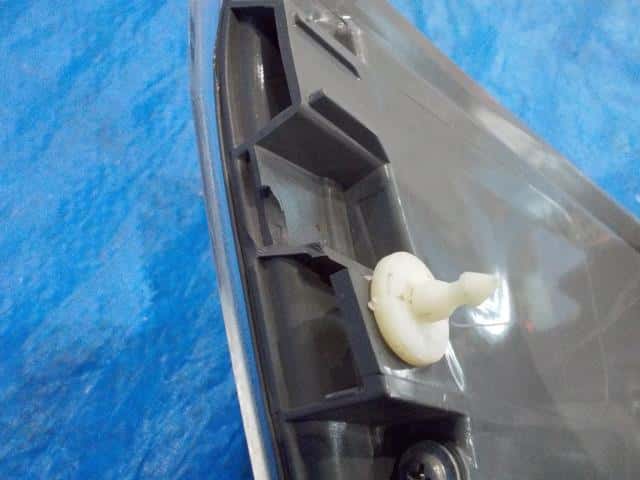 Right Tail Light HONDA Step Wagon 2010 DBA-RK1 — photo 4