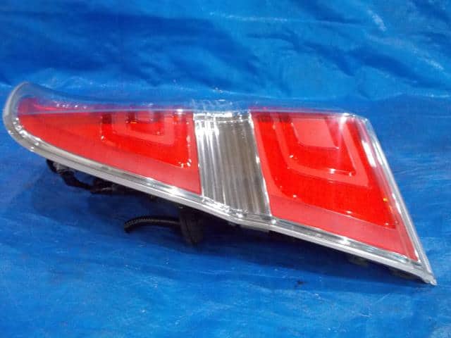 Right Tail Light HONDA Step Wagon 2010 DBA-RK1 — photo 3