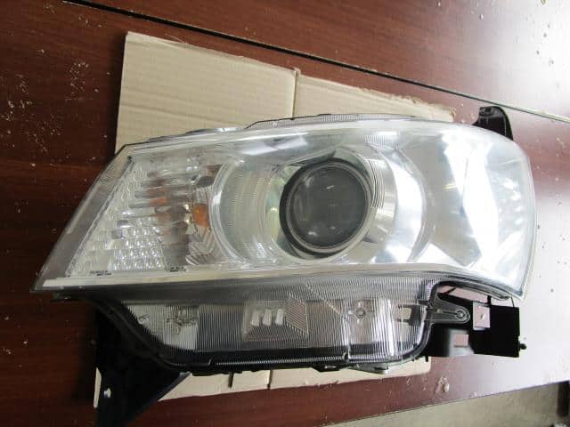 Left Headlight NISSAN Roox 2009 DBA-ML21 — photo 1