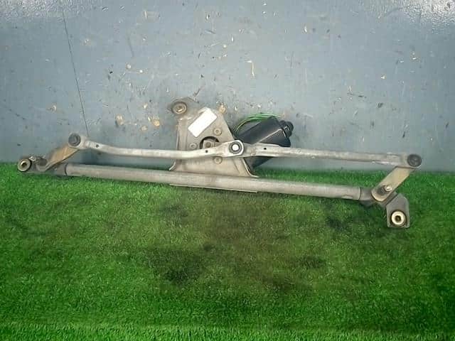 Front Wiper Motor VOLKSWAGEN Polo 2000 GF-6NAHW — photo 1