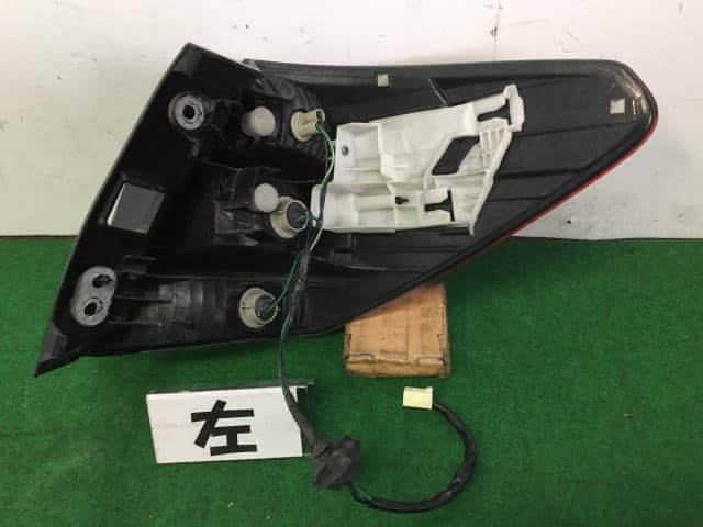Left Tail Light SUBARU Legacy 2013 DBA-BRG 84912AJ100 — photo 2