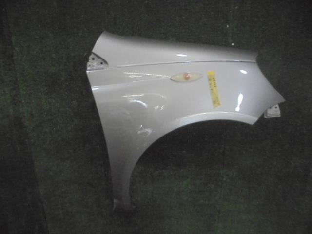 Right Fender Panel TOYOTA Vitz 2004 CBA-SCP10 — photo 1